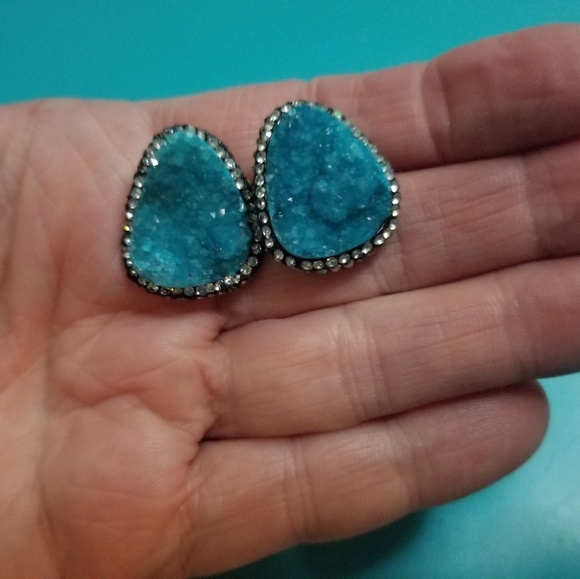 Aquamarine drutzy & Swarvarski crystal earrings - Picture 3 of 5